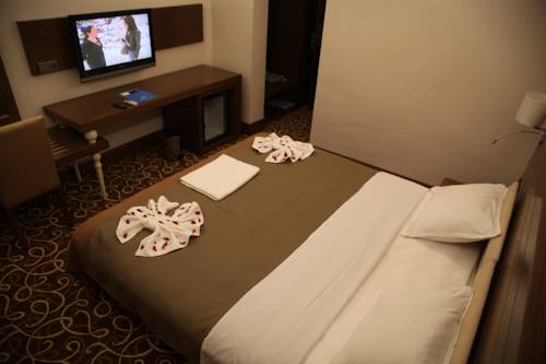 BÜYÜK URARTU HOTEL