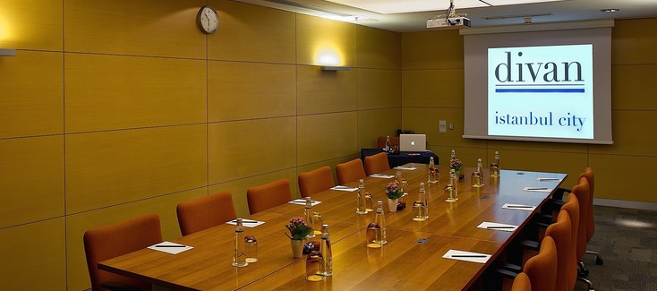 DİVAN İSTANBUL  CITY OTEL