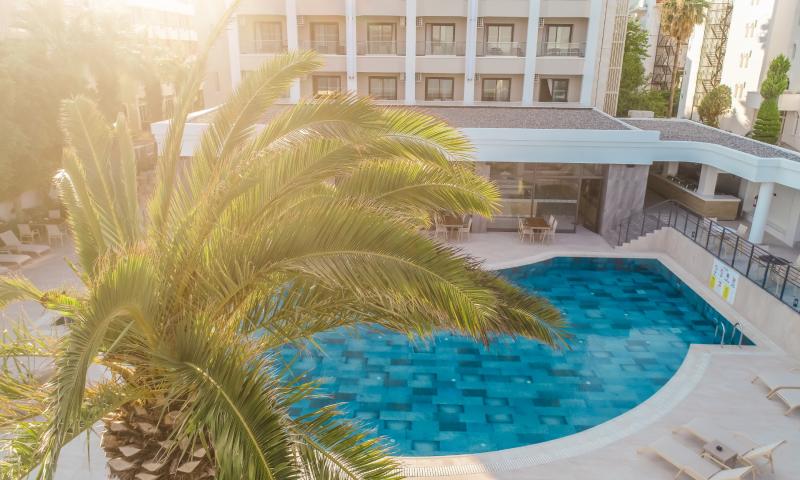 PREMIER NERGIS BEACH HOTEL