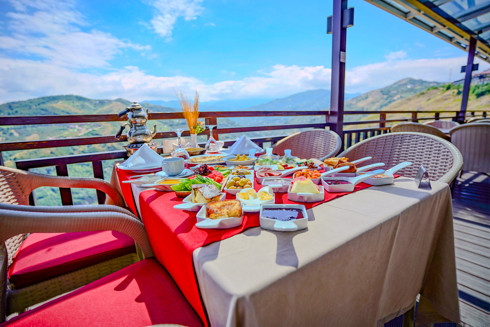 SERA LAKE RESORT HOTEL