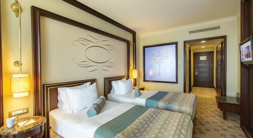 ELITE WORLD İSTANBUL TAKSİM