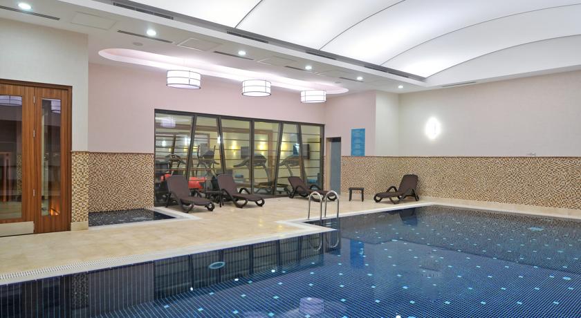 DOUBLETREE BY HILTON VAN