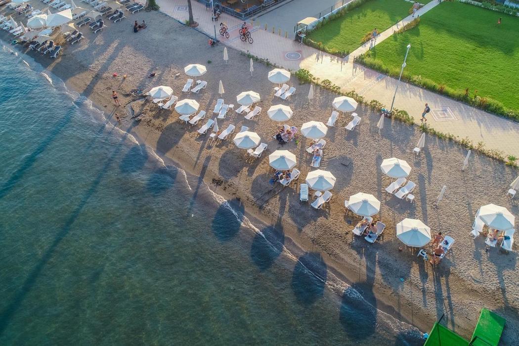 PREMIER NERGIS BEACH HOTEL