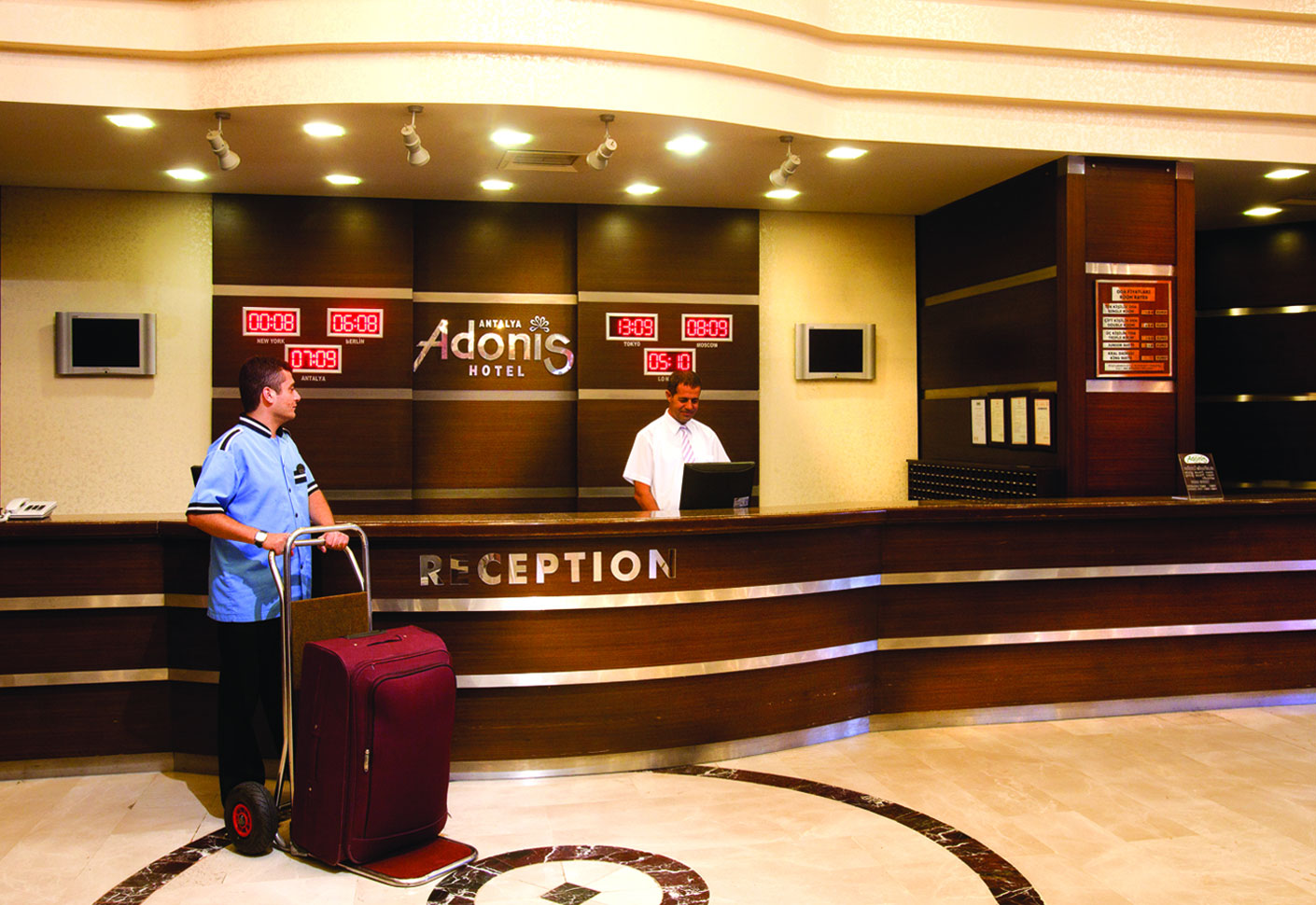 GRAND HOTEL ADONİS
