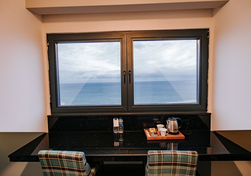 PEERLESS RESORT HOTEL