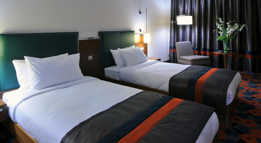 DOUBLETREE BY HILTON VAN