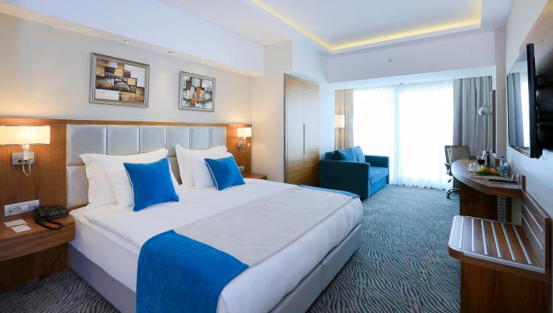 BEST WESTERN PREMİER KARŞIYAKA CONVENTİON & SPA HOTEL
