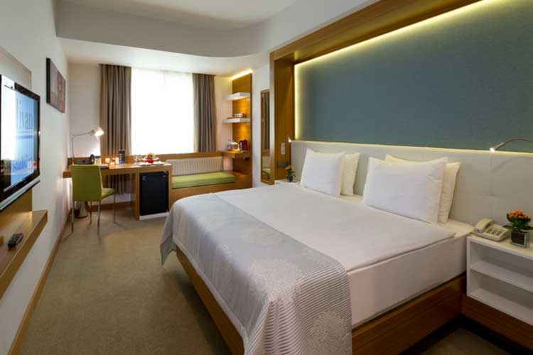 DİVAN İSTANBUL  CITY OTEL