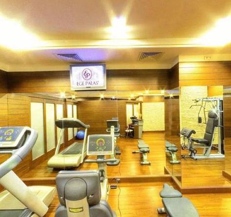 EGE PALAS BUSİNESS HOTEL