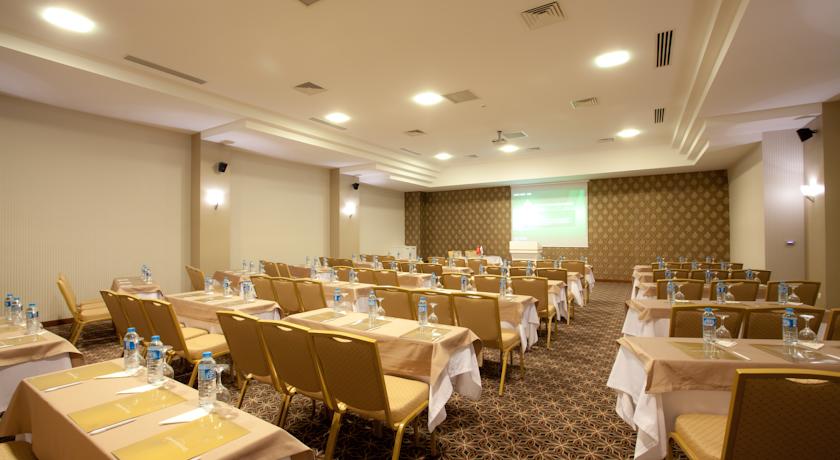 GRAND ALTUNTAŞ HOTEL