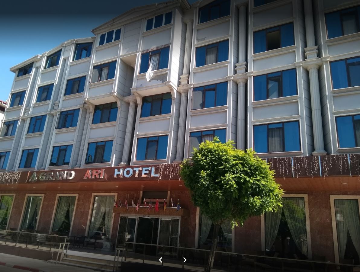 GRAND ARI HOTEL