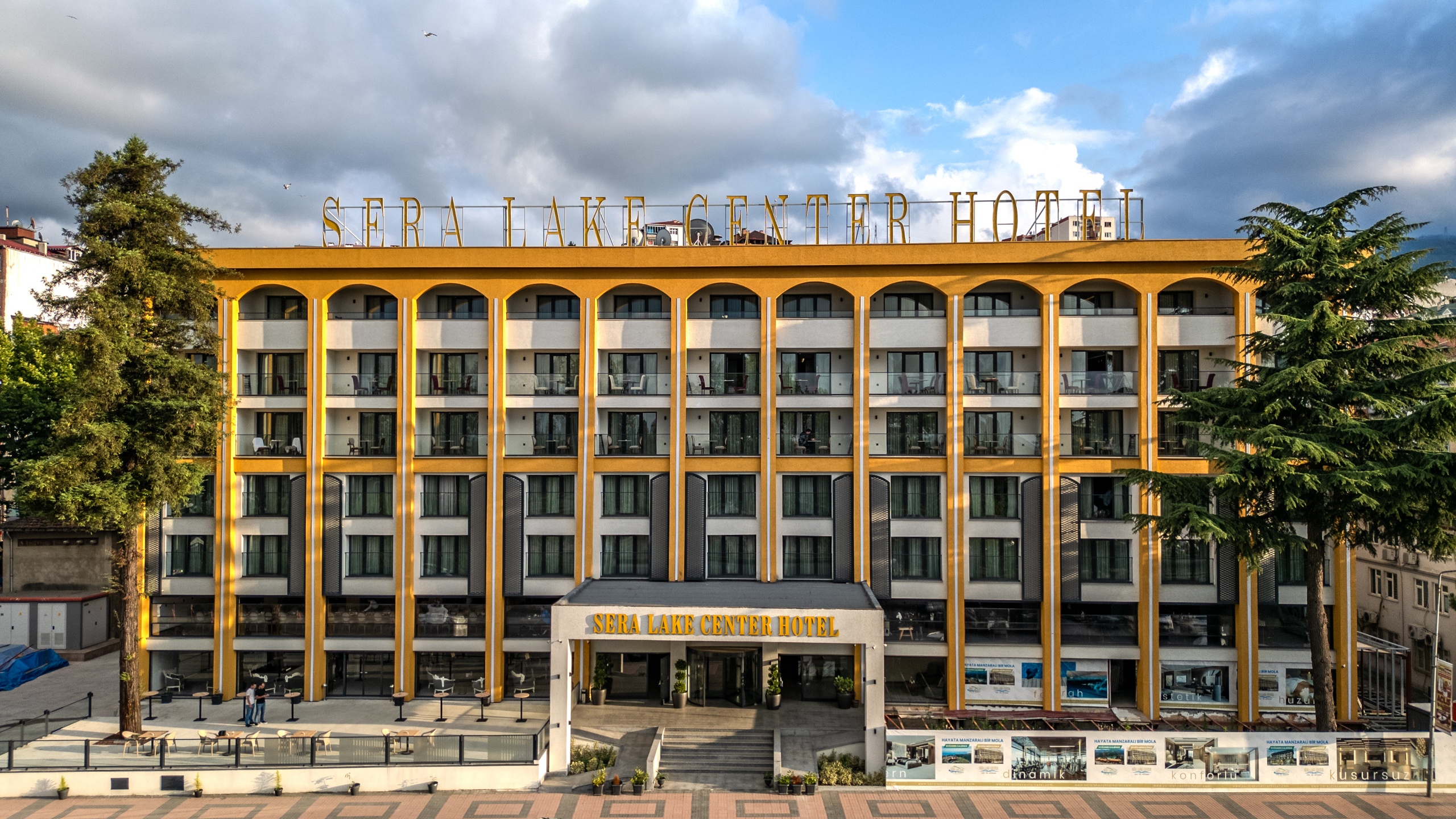 SERA LAKE CENTER OTEL