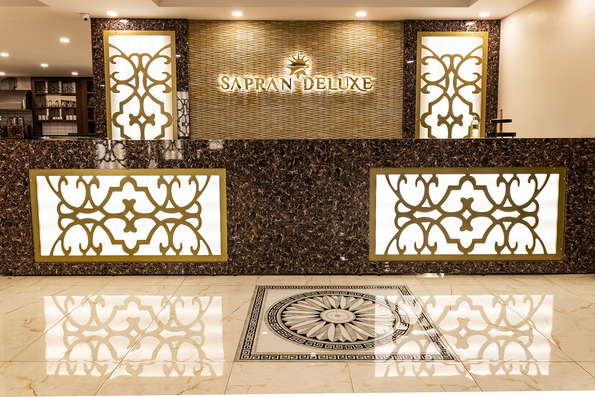 SAPRAN DELUXE HOTEL