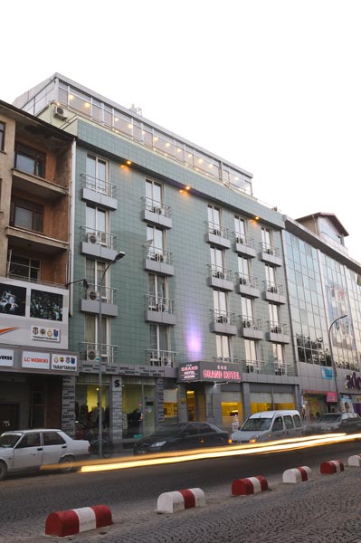 GRAND OTEL AKŞEHİR