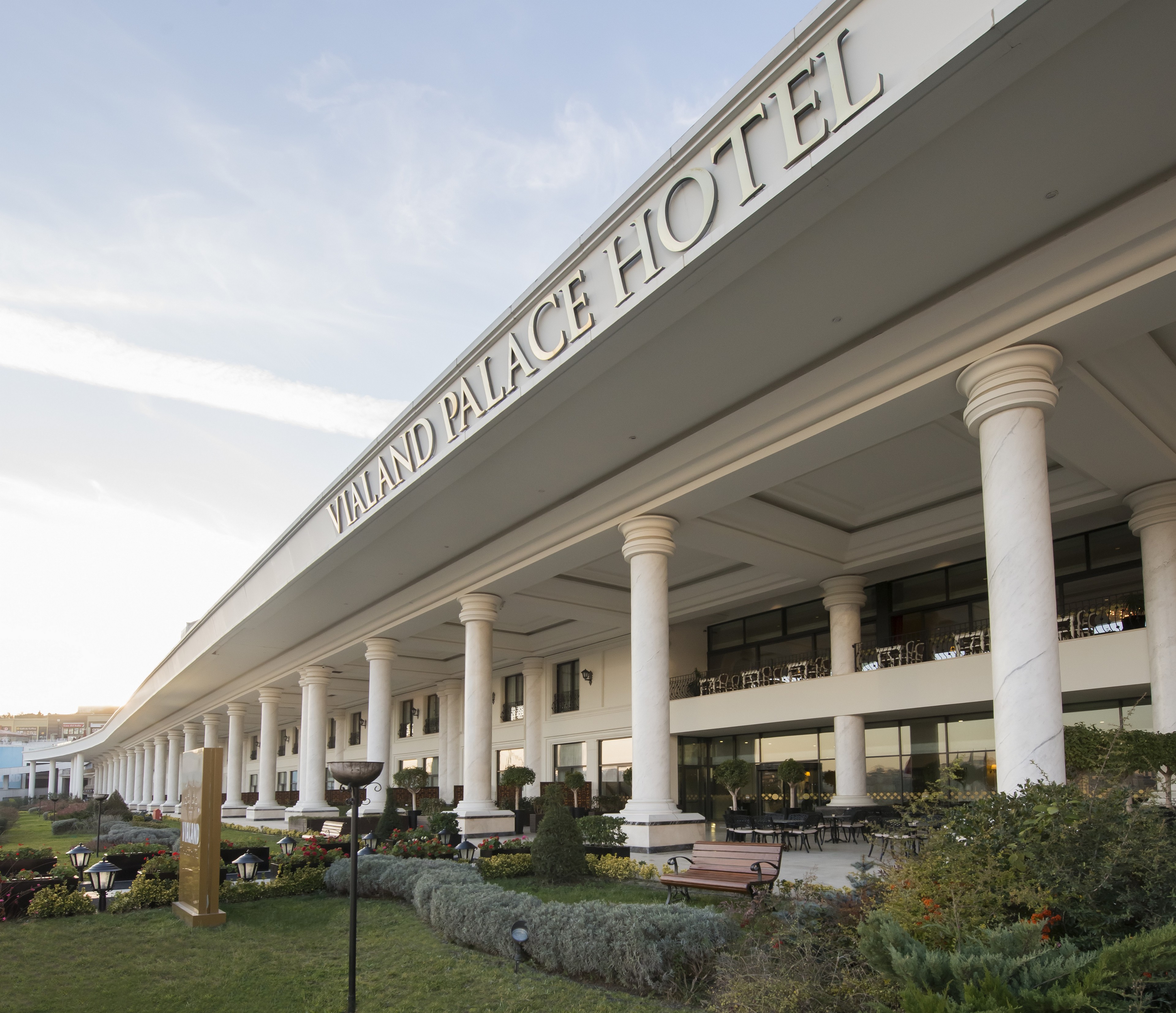 VIALAND PALACE HOTEL