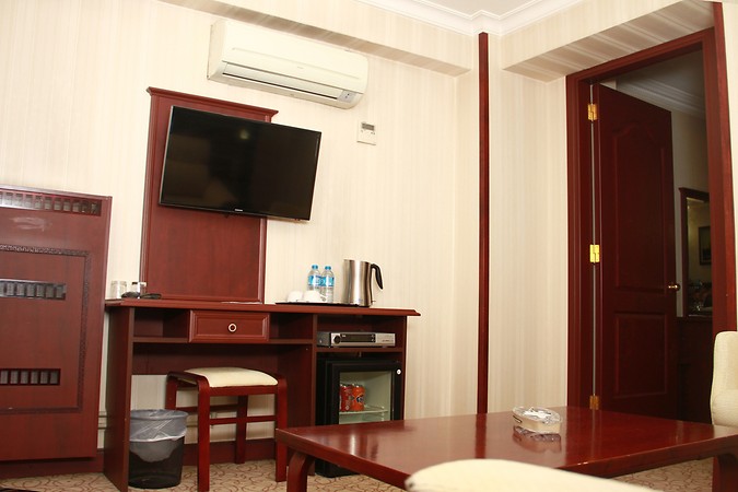 OĞLAKÇIOĞLU PARK HOTEL İZMİR