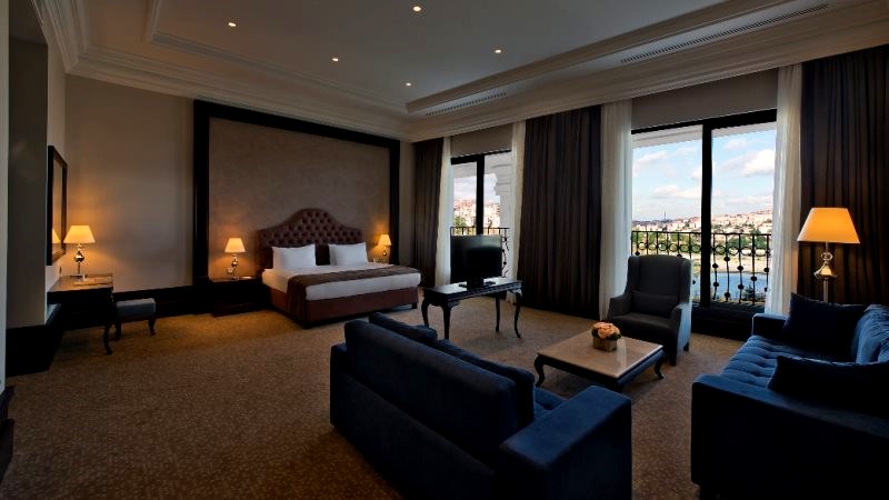 VIALAND PALACE HOTEL