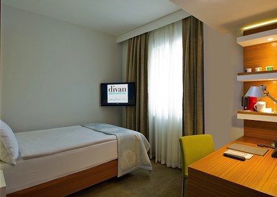 DİVAN İSTANBUL  CITY OTEL