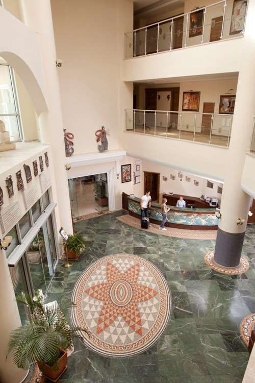 LİDYA SARDES THERMAL OTEL