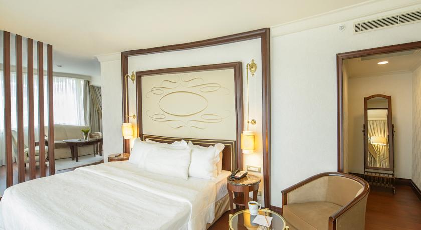 ELITE WORLD İSTANBUL TAKSİM