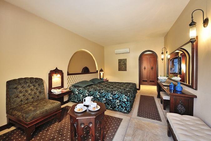 AĞAÇLI MELENDİZ HOTEL