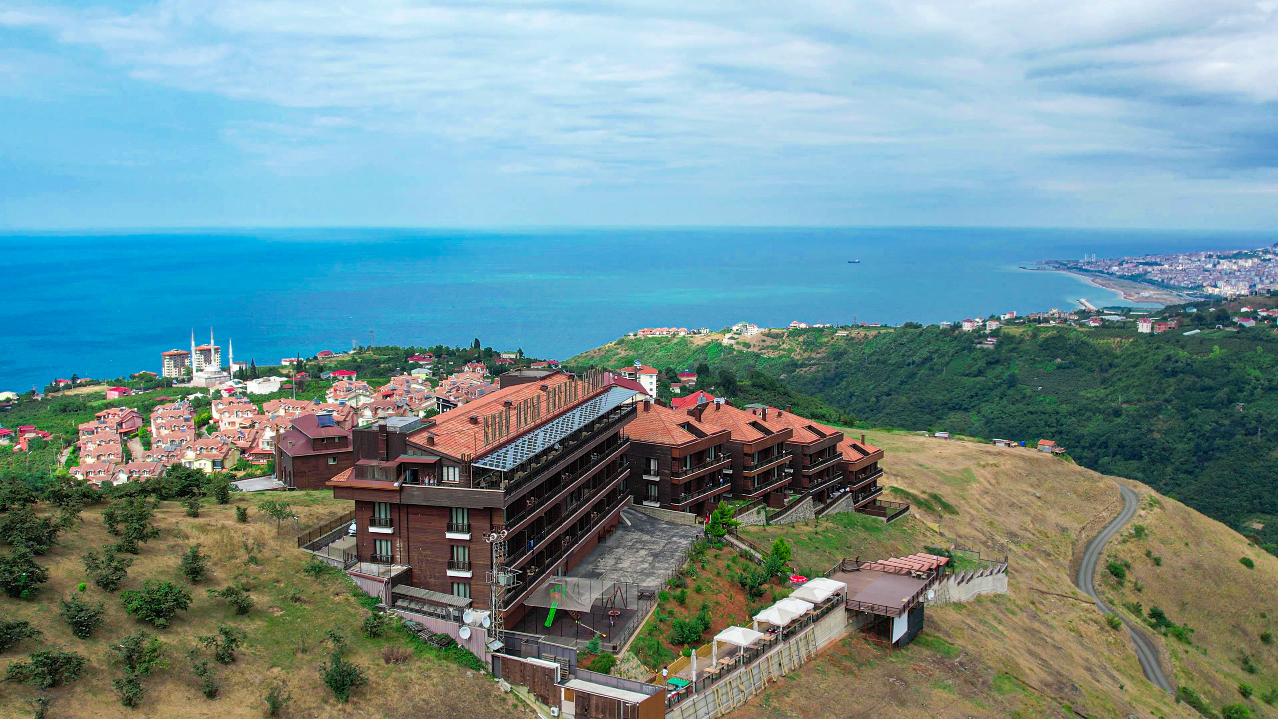 SERA LAKE RESORT HOTEL