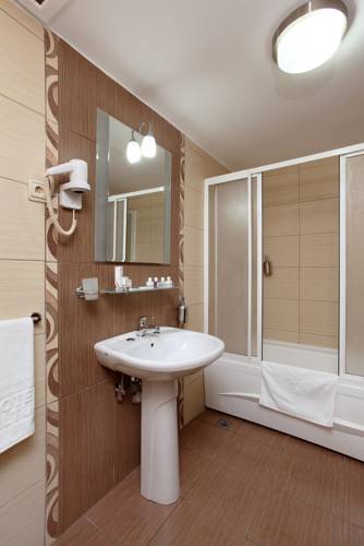 NEW BALTÜRK HOTEL İZMİT