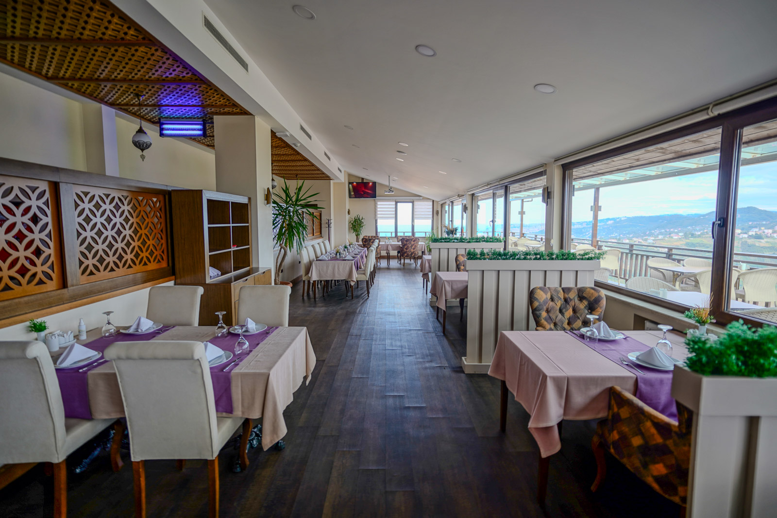 SERA LAKE RESORT HOTEL