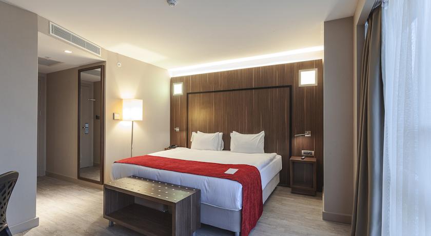 RAMADA ENCORE İZMİR BALÇOVA