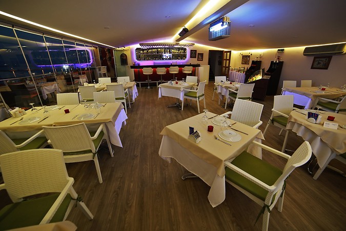 VİLLA MARİNA HOTEL