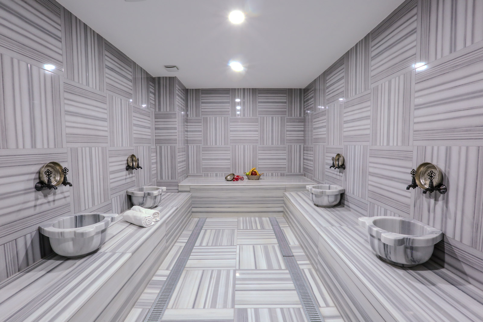 SERA LAKE RESORT HOTEL