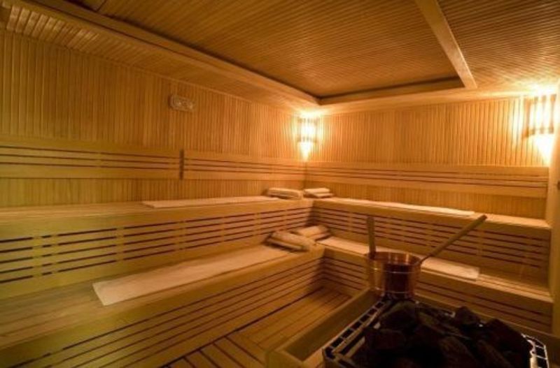 DREAMHILL BUSINESS DELUXE HOTEL