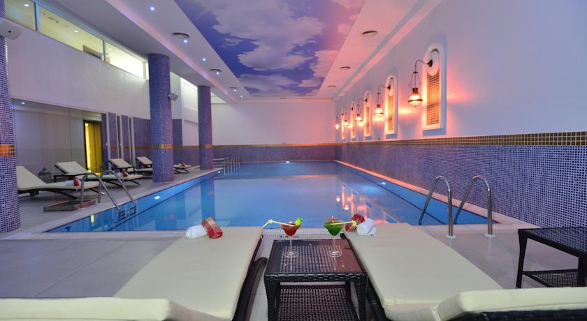 WELLBORN LUXURY HOTEL