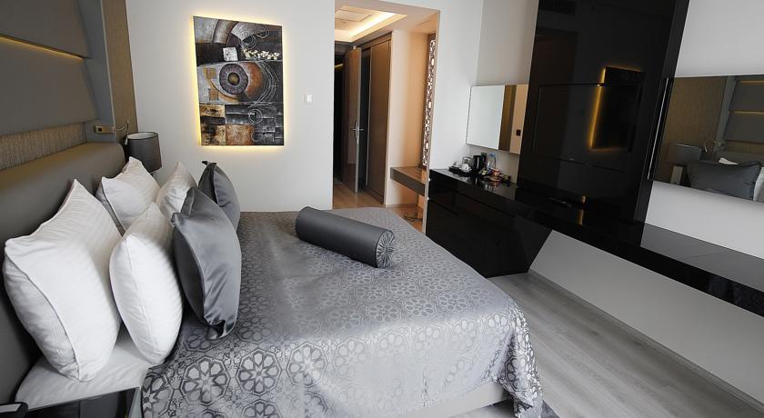 PARK DEDEMAN ESKİŞEHİR