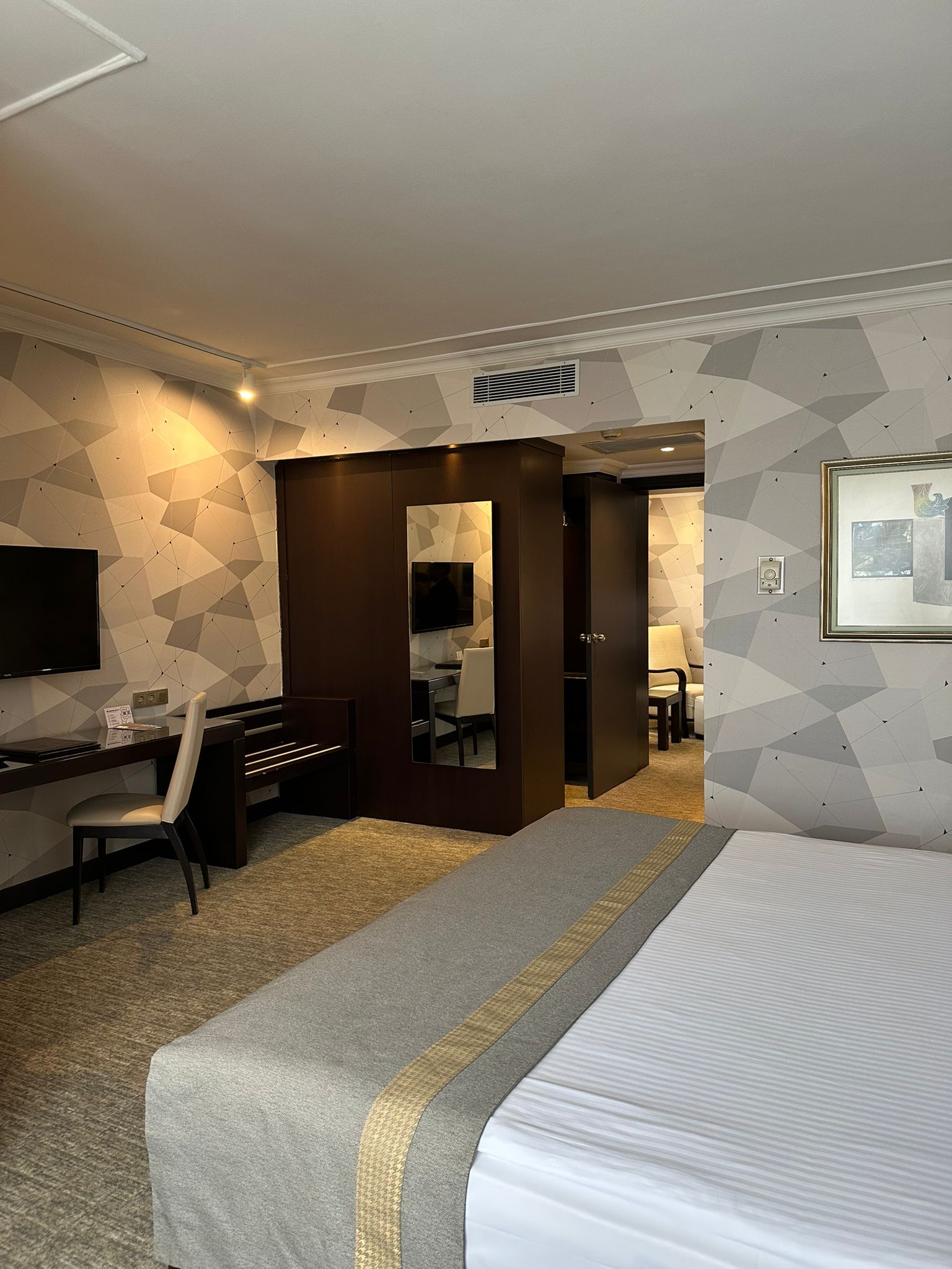 ALTINEL ANKARA HOTEL&CONVENTİON CENTER