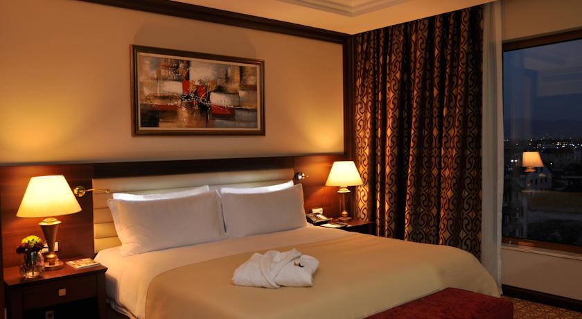 WELLBORN LUXURY HOTEL