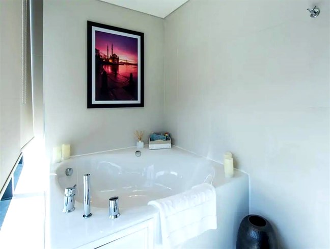 CENTRO WESTSİDE BY ROTANA