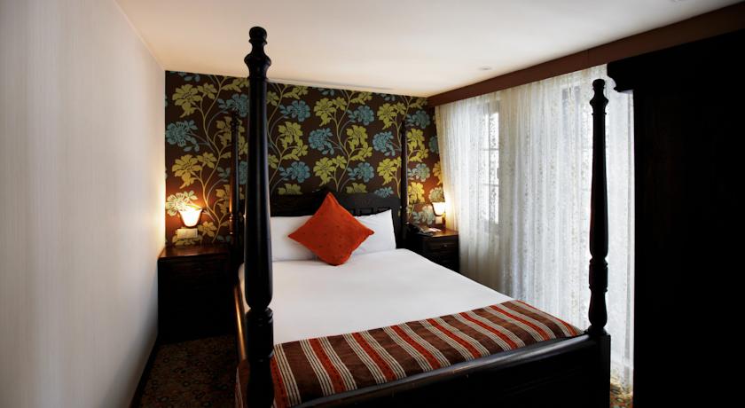 KONAK HOTEL İSTANBUL