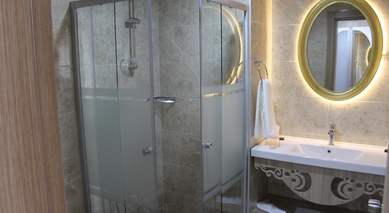 HOTEL LA BELLA ALAŞEHİR